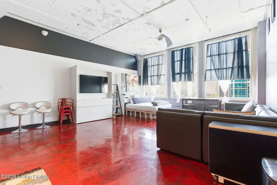 815 W Market St #708, Louisville, KY 40202 - #3