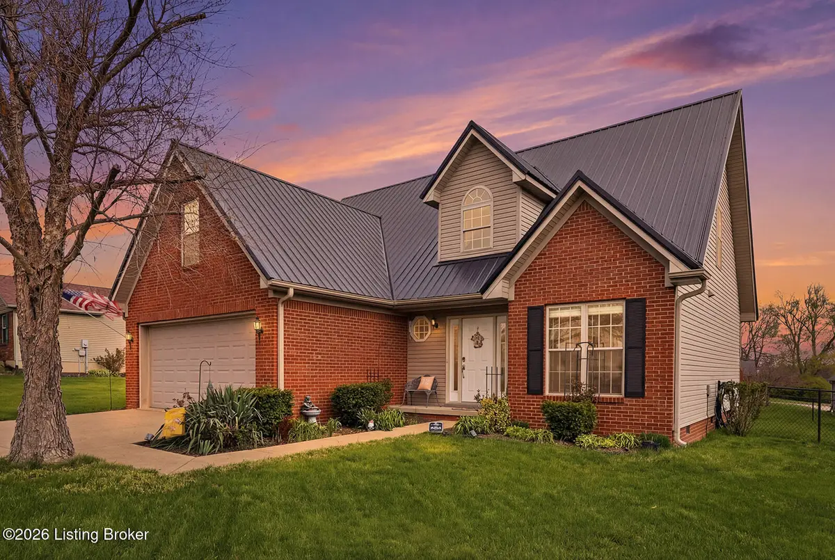 504 Chaucer Dr, Lawrenceburg, KY 40342 - #1