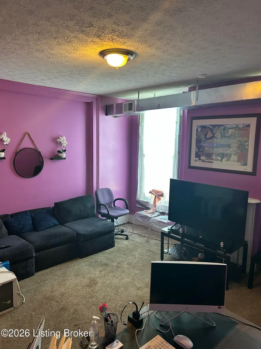 2017 W Jefferson St, Louisville, KY 40203 - #3