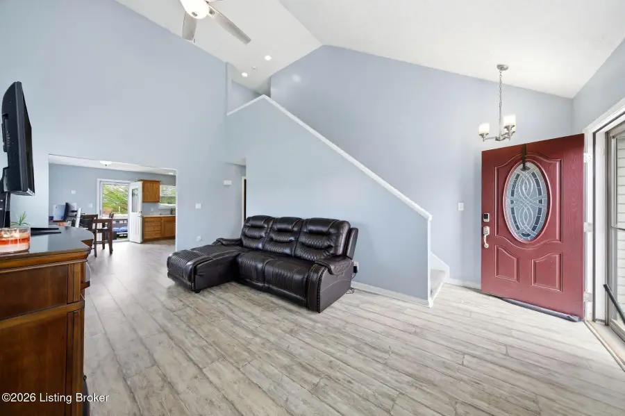 6900 Franklin Farmer Way, Louisville, KY 40229 - #3