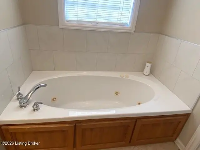 9307 Alex Ct, Louisville, KY 40299 - #3