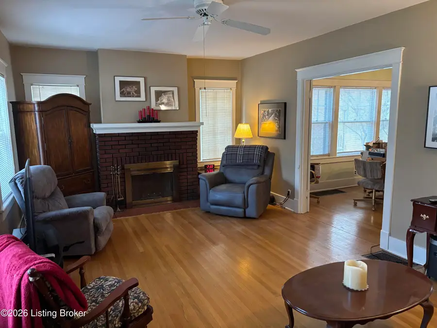 2080 Sherwood Ave, Louisville, KY 40205 - #2