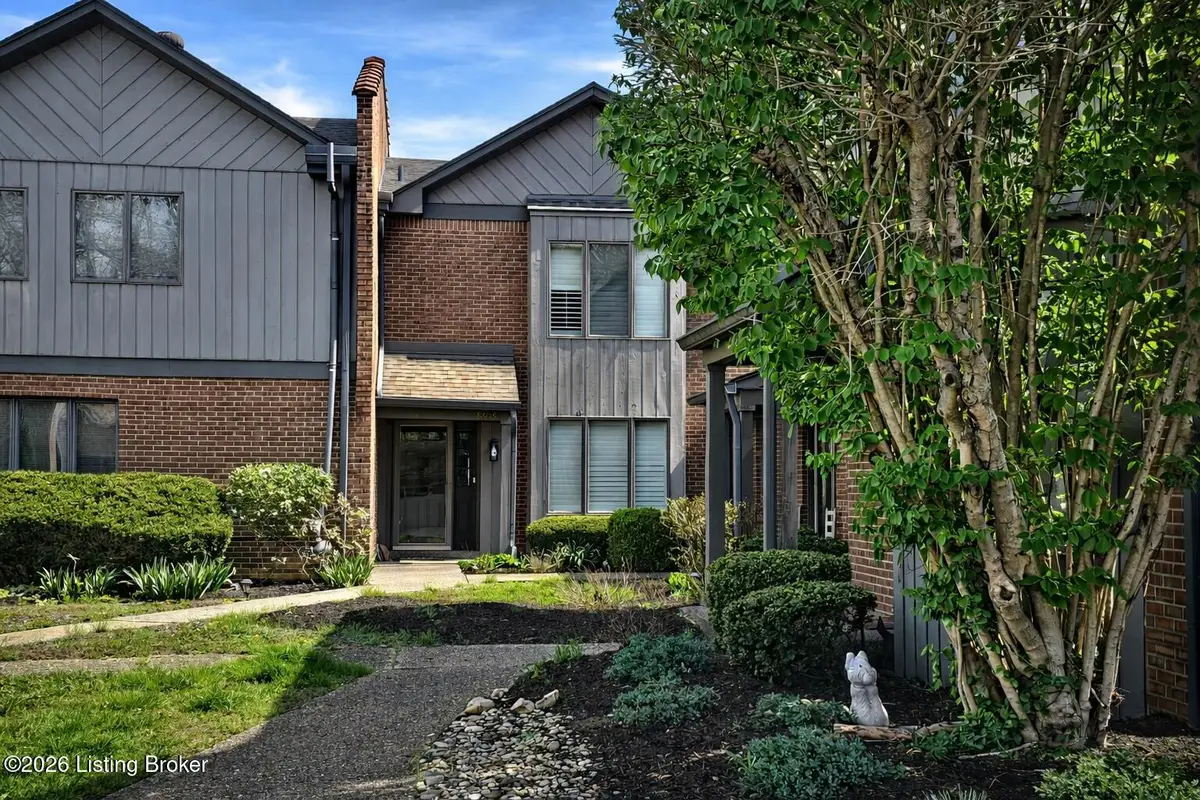 5535 Forest Lake Dr, Prospect, KY 40059 - #1