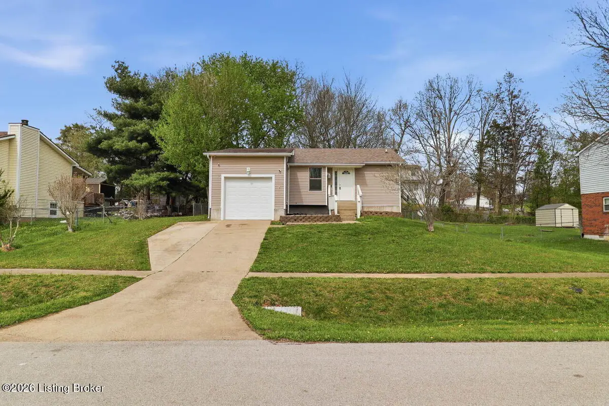 935 Austin Dr, Radcliff, KY 40160 - #1