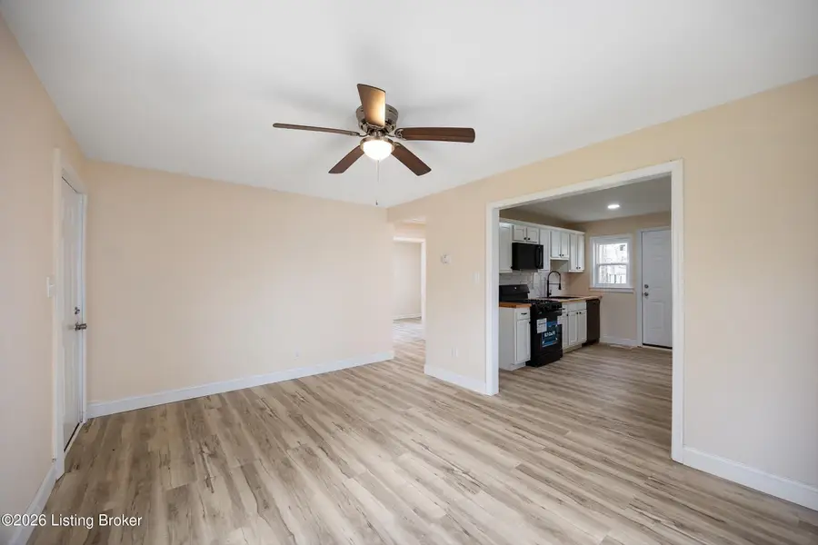 2726 Algonquin Pkwy, Louisville, KY 40210 - #2