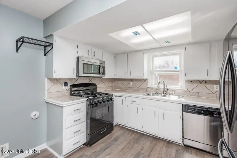 6701 Santom Ln, Louisville, KY 40291 - #3