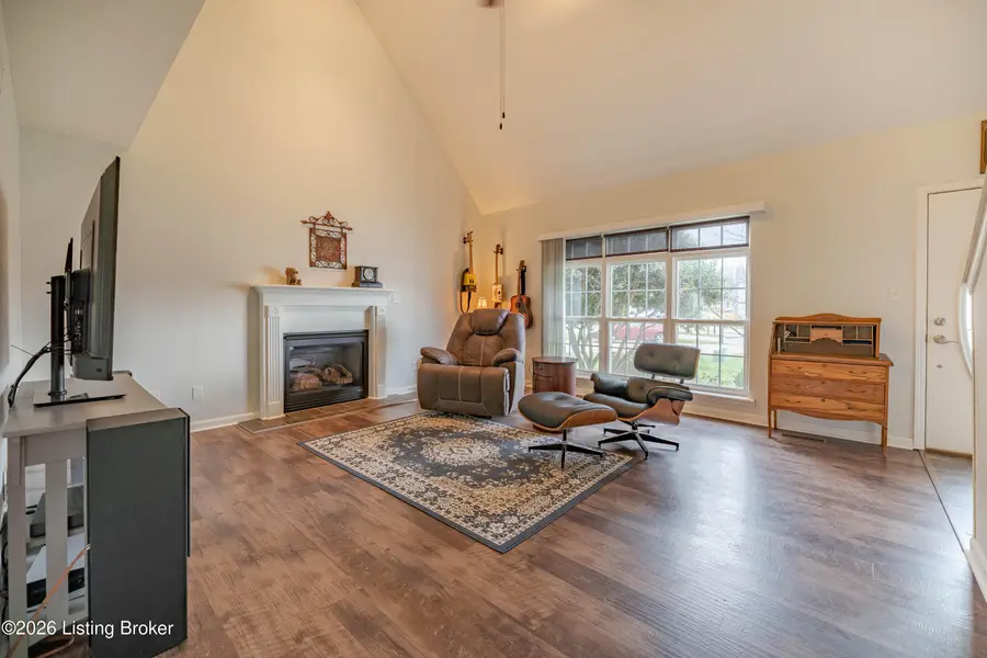 11302 Sullivan Ct, Louisville, KY 40229 - #3