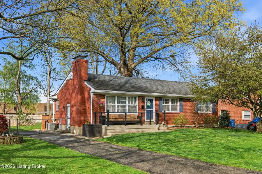 3716 Youngwood Rd, Louisville, KY 40218 - #3