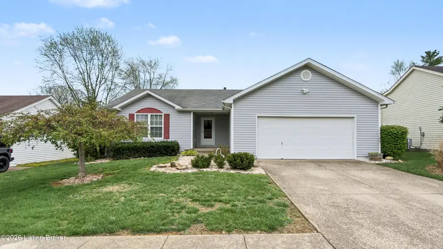 1218 Cedar Springs Pkwy, La Grange, KY 40031 - #2