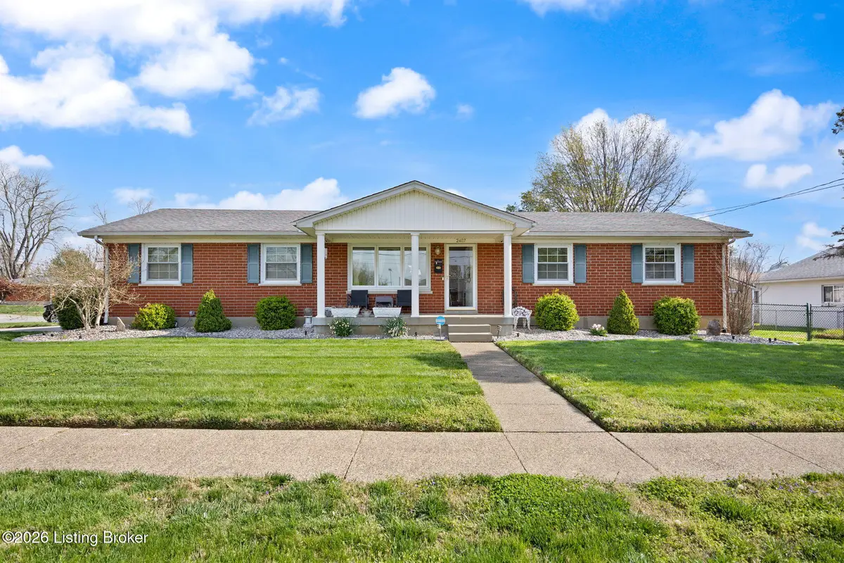 2407 Roddy Rd, Louisville, KY 40216 - #1