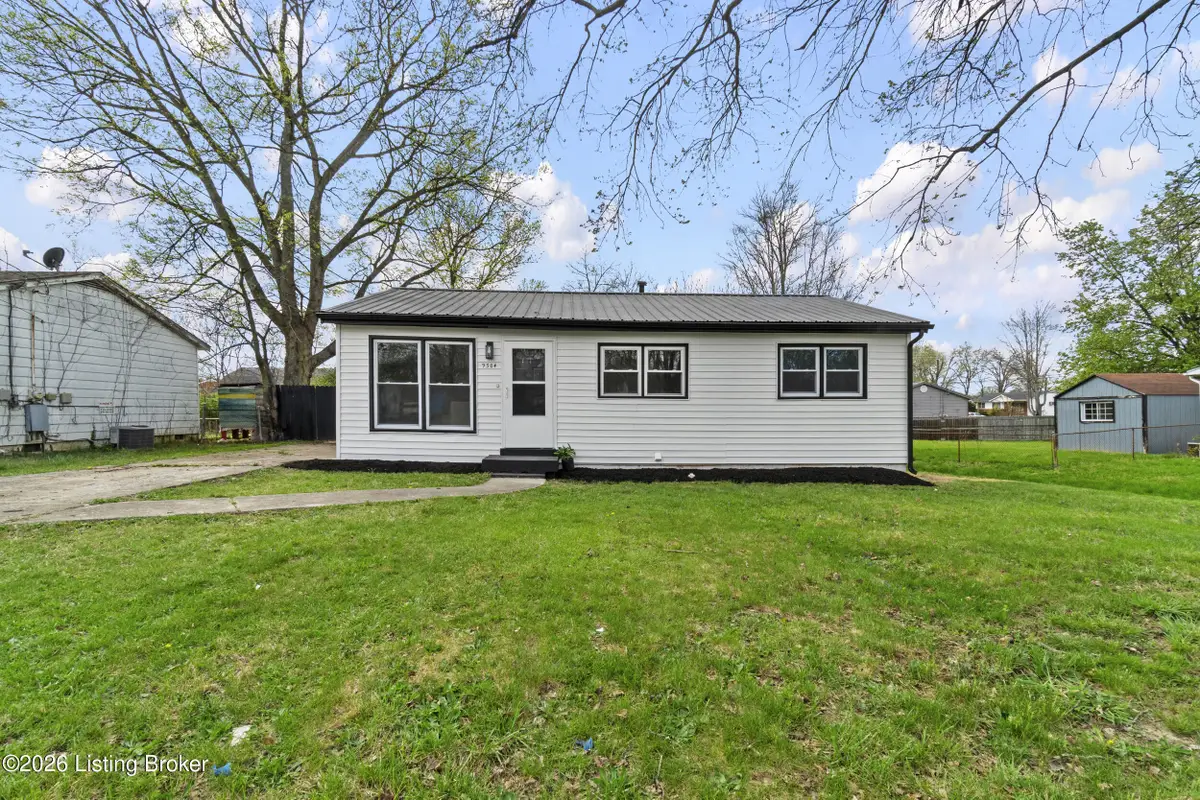 9304 New Maple Rd, Louisville, KY 40229 - #1
