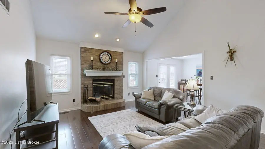 400 Olde Colony Cove, Louisville, KY 40214 - #3