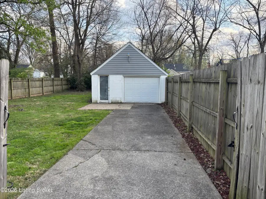 326 Alger Ave, Louisville, KY 40214 - #2