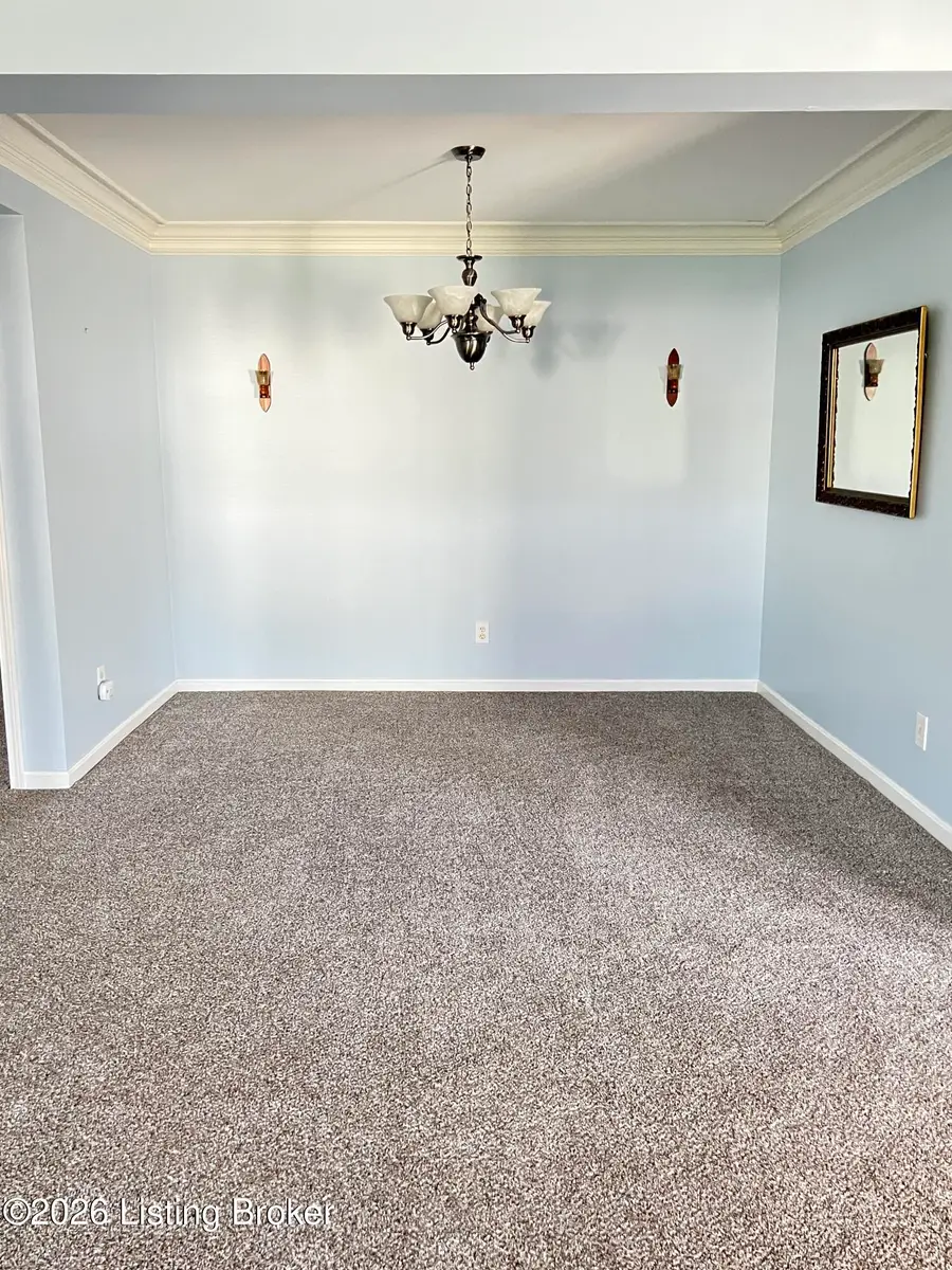 8310 River Forest Pl, Louisville, KY 40258 - #3