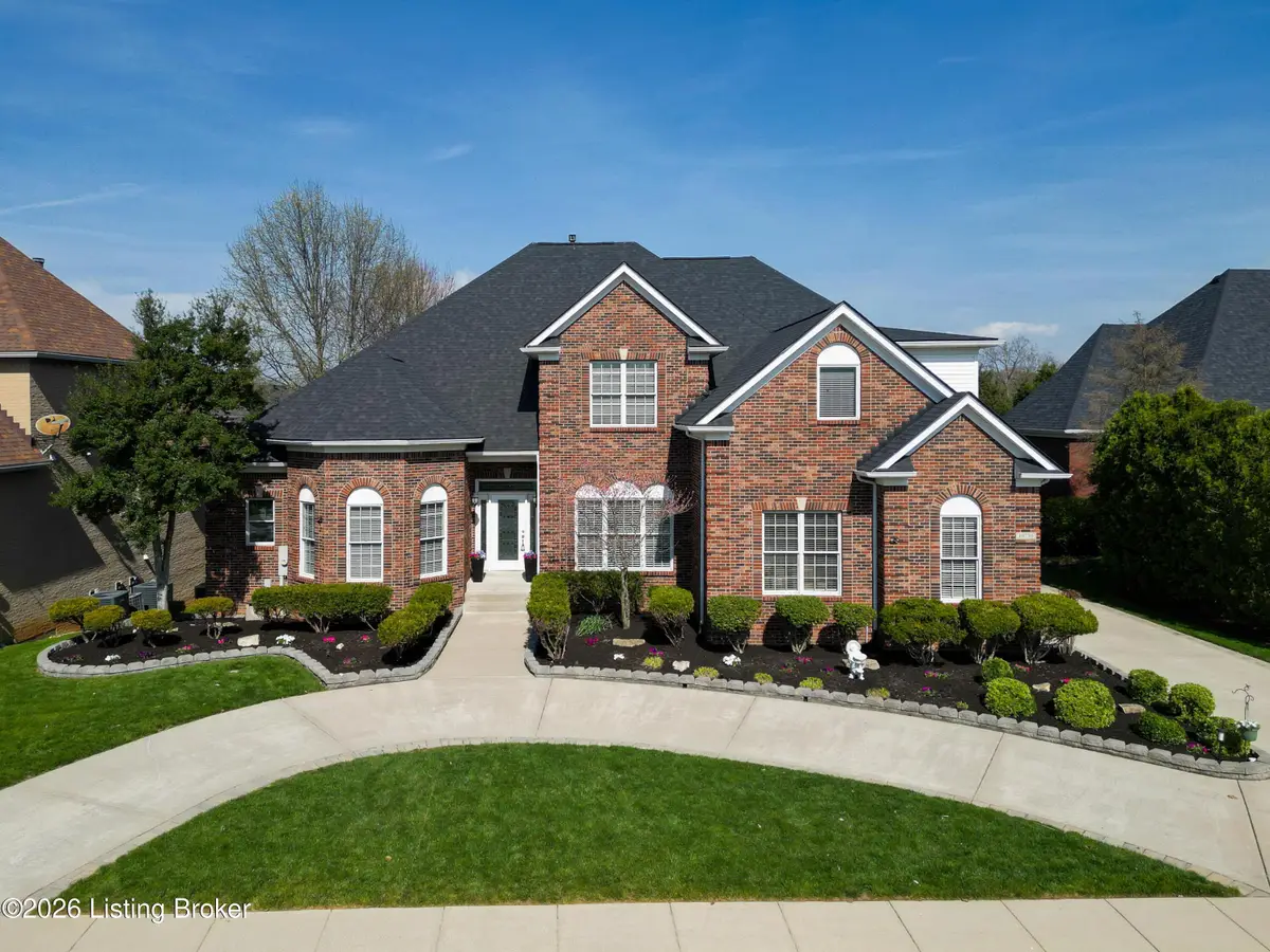 10730 Worthington Ln, Prospect, KY 40059 - #1