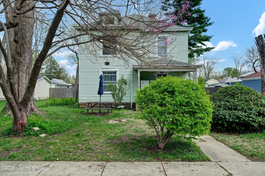 207 Birch St, La Grange, KY 40031 - #2