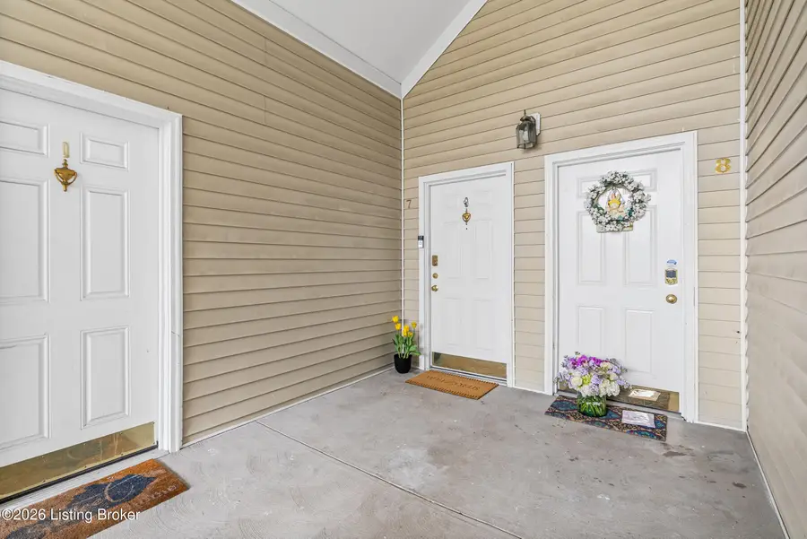 1110 Westlynne Pl #UNIT 7, Louisville, KY 40222 - #2
