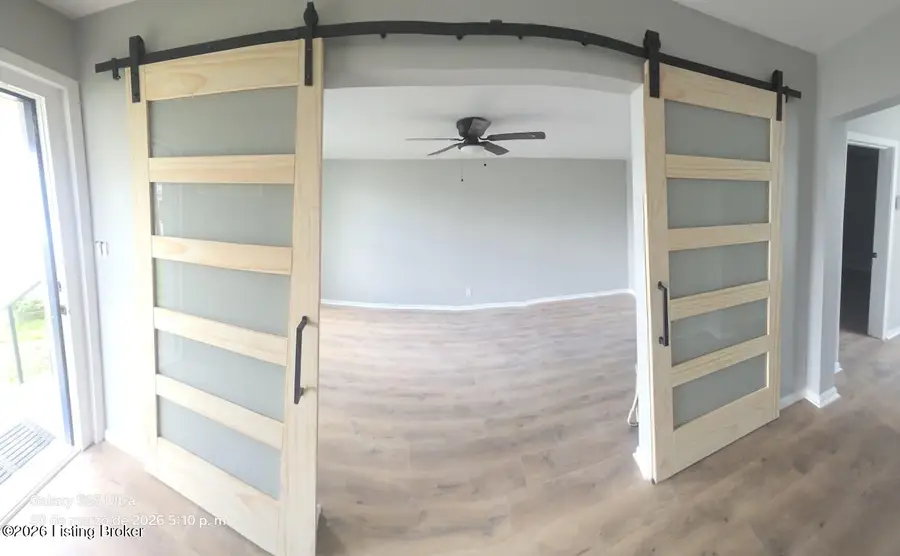 1042 S Shelby St, Louisville, KY 40203 - #2