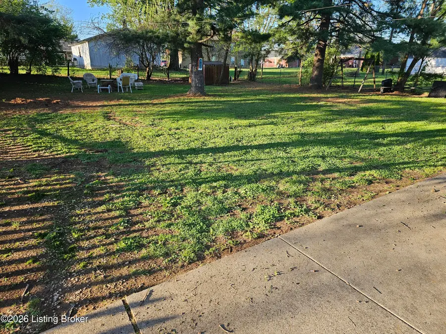 88 Jefferson Ave, Bardstown, KY 40004 - #3