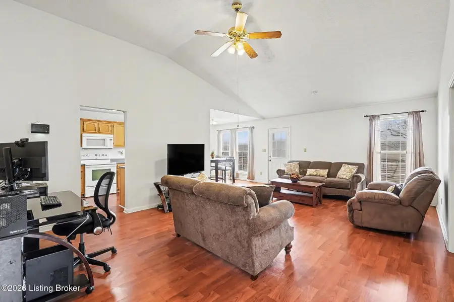 127 Joy Ct, Radcliff, KY 40160 - #3