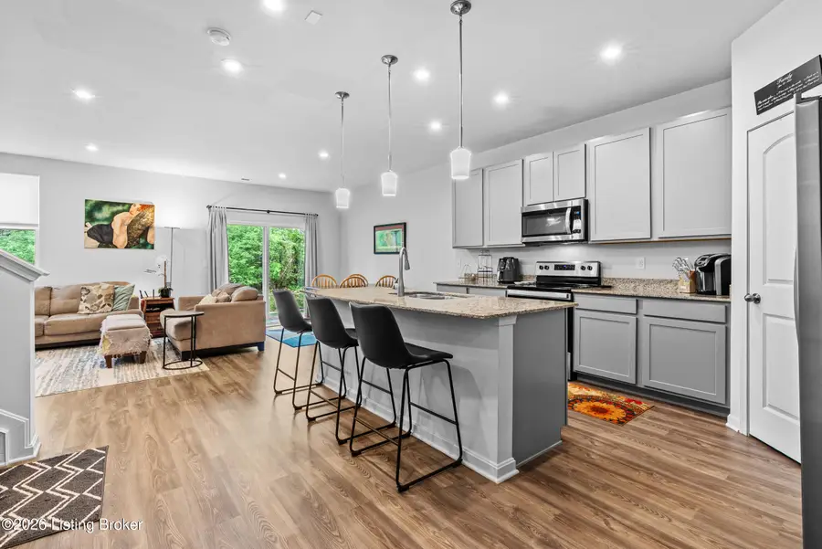 12034 Wooden Trace Dr, Louisville, KY 40229 - #3