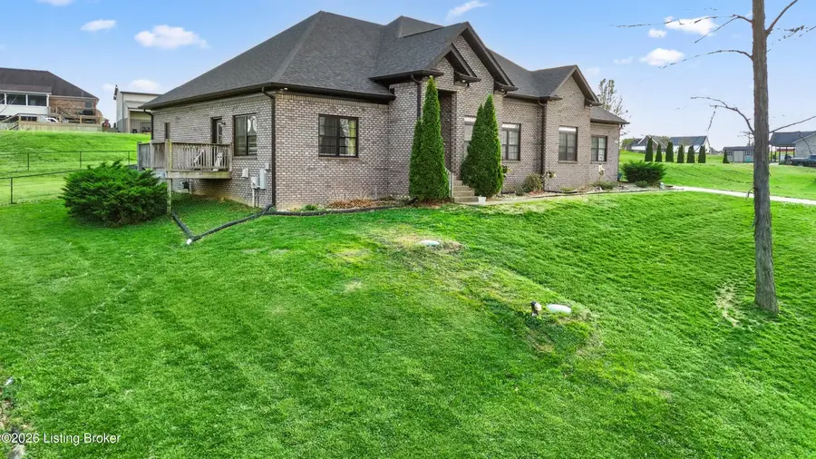 497 E Millwater Falls, Shepherdsville, KY 40165 - #3