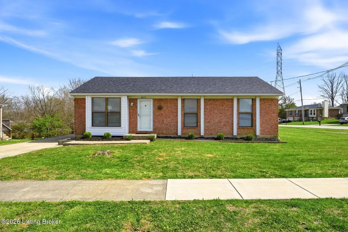 4319 Chenwood Ln, Louisville, KY 40299 - #1