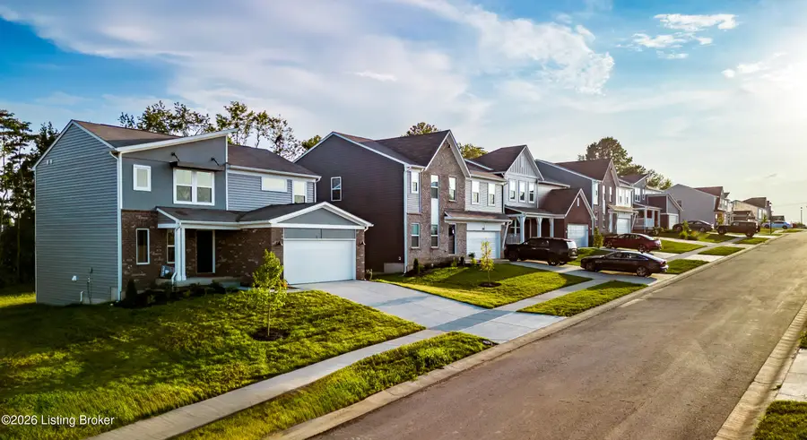 8922 Tribute Dr, Louisville, KY 40228 - #3