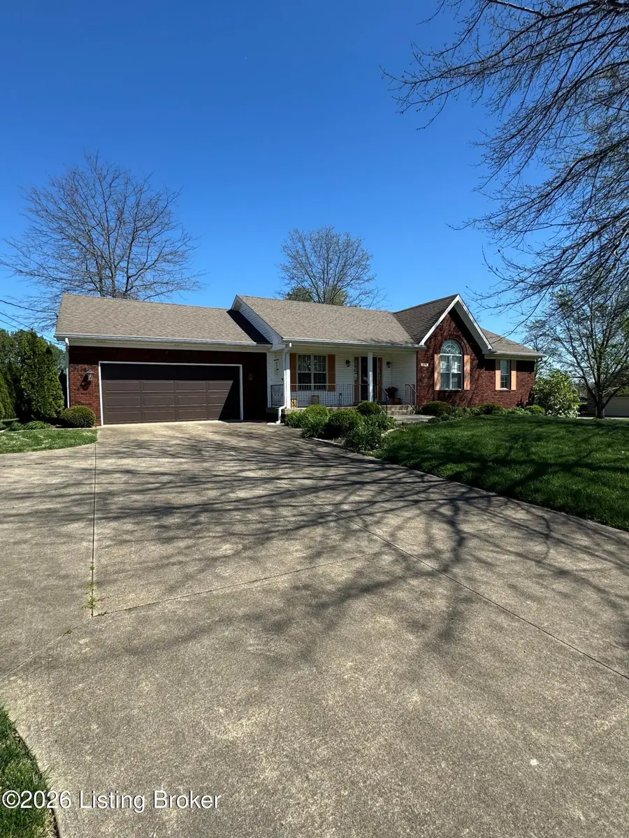 378 Lodie Dr, Shepherdsville, KY 40165 - #2