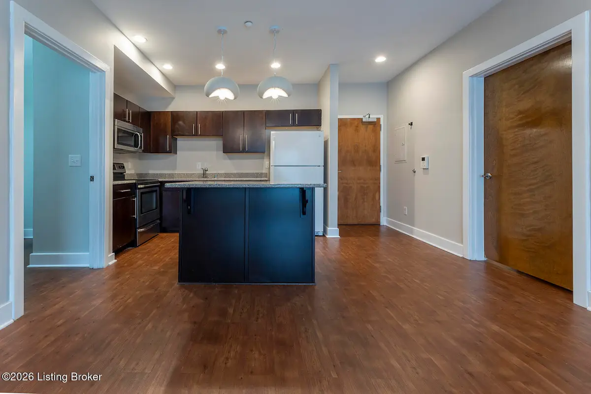 110 S Campbell St #213, Louisville, KY 40206 - #1