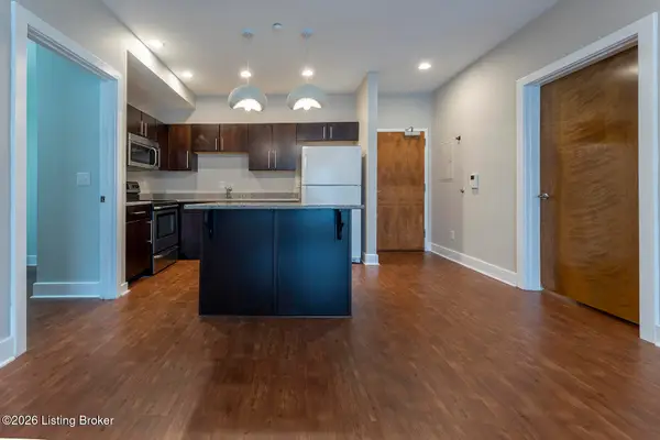 110 S Campbell St #213, Louisville, KY 40206