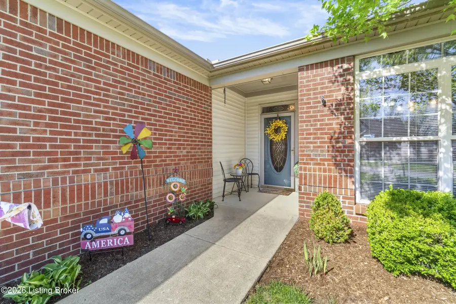 1303 Bent Willow Ln, Louisville, KY 40214 - #2