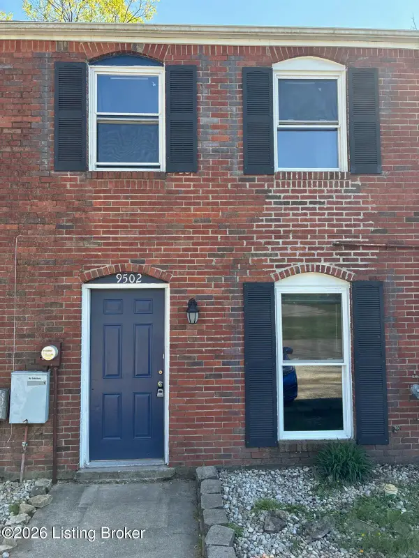 9502 Cedar Lake Dr, Louisville, KY 40291