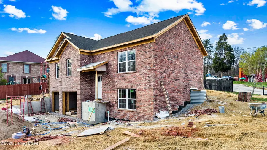 2125 Churchdown Ln, Louisville, KY 40214 - #2