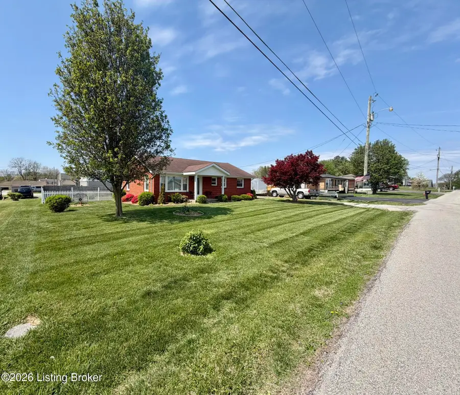 157 Stout St, Mount Washington, KY 40047 - #2
