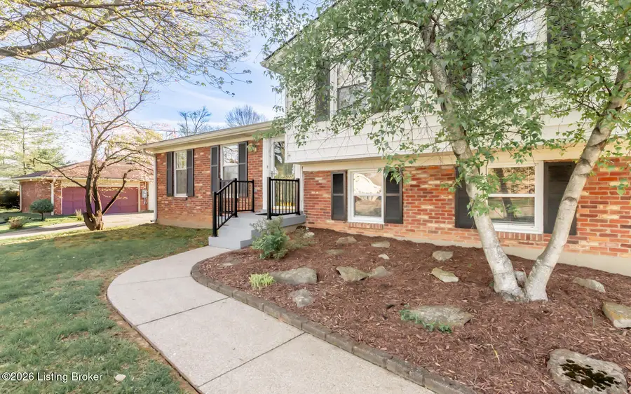 2823 Six Mile Ln, Louisville, KY 40220 - #3