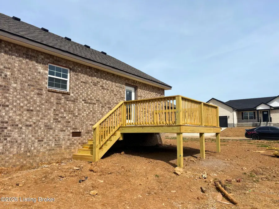601 Hillcreek Ct, Bardstown, KY 40004 - #2