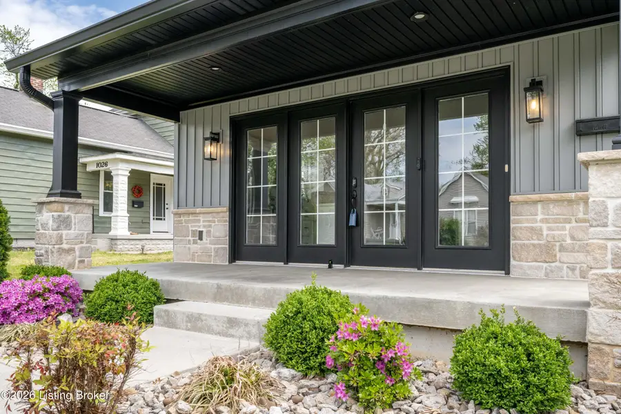 1032 S Virginia Ave, Clarksville, IN 47129 - #3