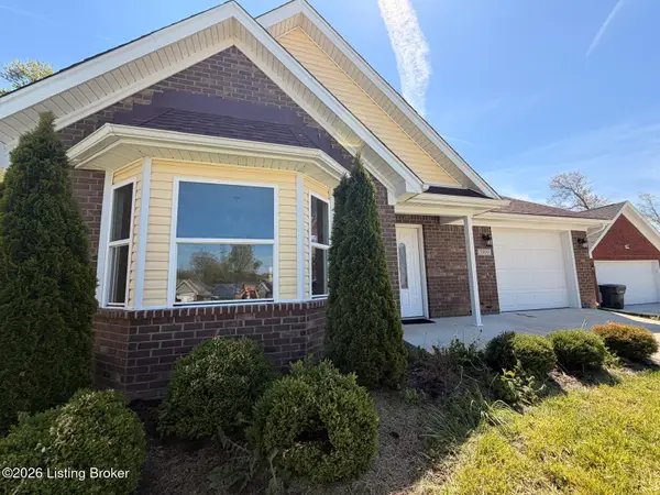 5409 Mt Holyoke Dr, Louisville, KY 40216