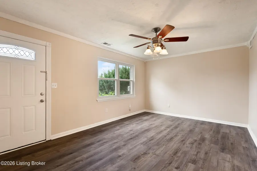 9840 Oakshire Dr, Jeffersontown, KY 40299 - #2