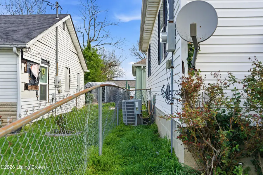 1033 High St, Shelbyville, KY 40065 - #3