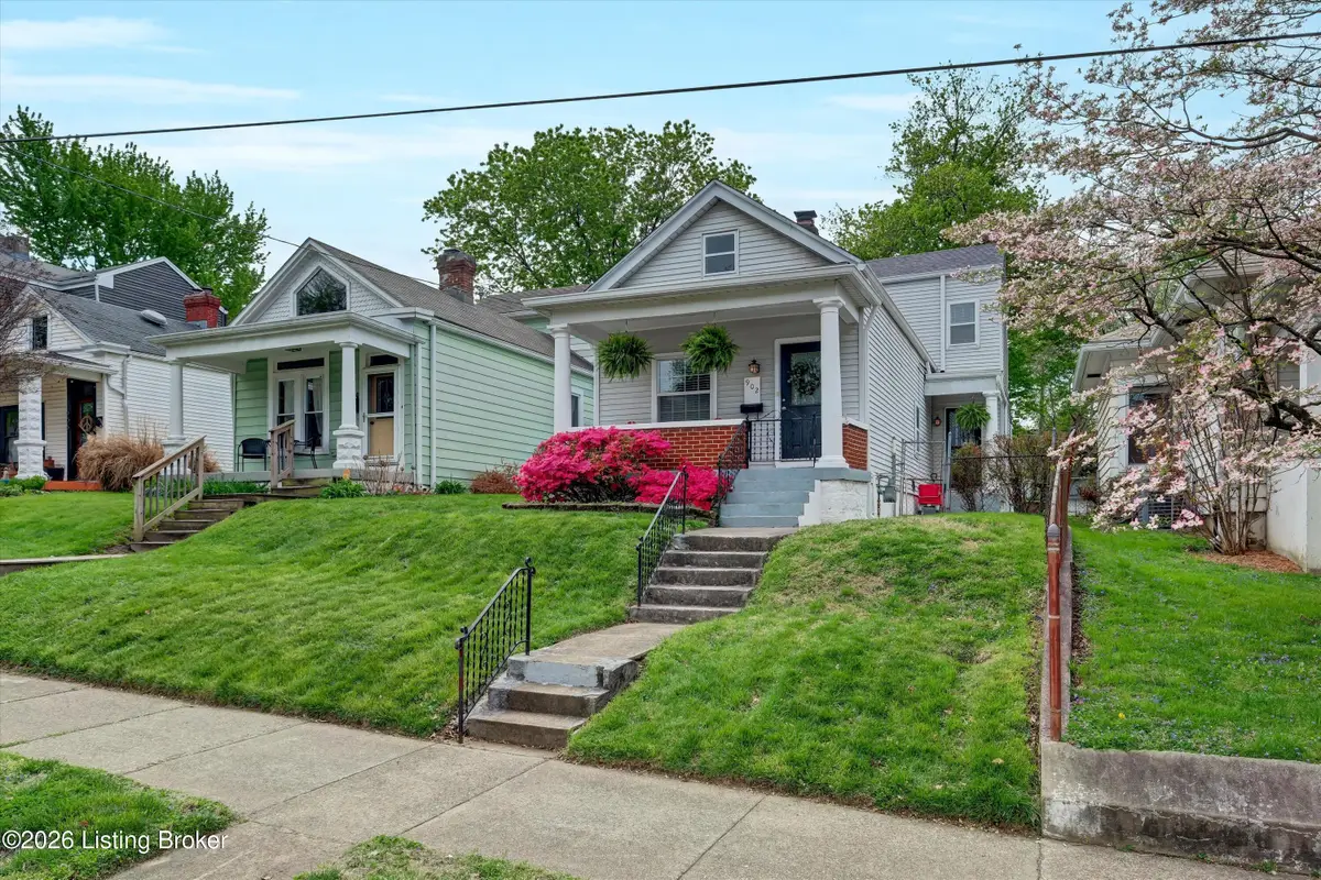 902 Ellison Ave, Louisville, KY 40204 - #1