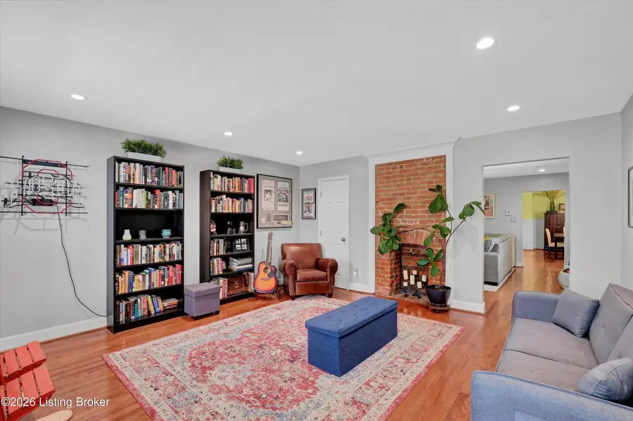 902 Ellison Ave, Louisville, KY 40204 - #3