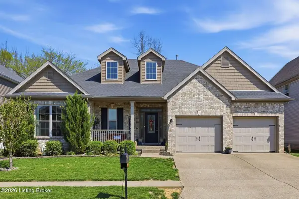 8909 Talon Ridge Dr, Louisville, KY 40229