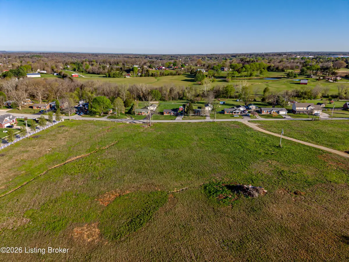 2666 Greenbriar Rd, Mount Washington, KY 40047 - #1