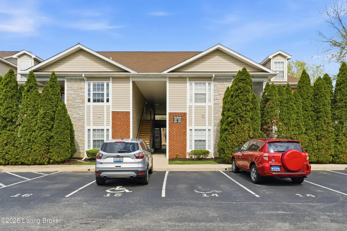 10200 Deer Vista Dr, Louisville, KY 40291 - #1