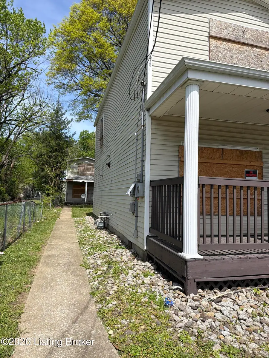 2715 Saint Xavier St, Louisville, KY 40212 - #3