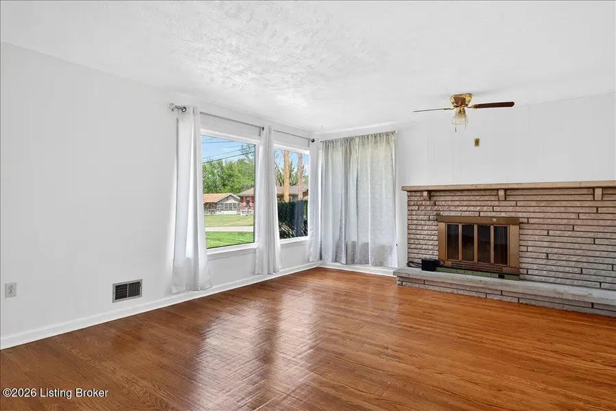 7320 Windemere Dr, Louisville, KY 40214 - #3