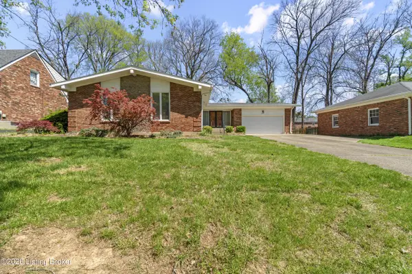 1007 Williamsburg Ct, Louisville, KY 40207