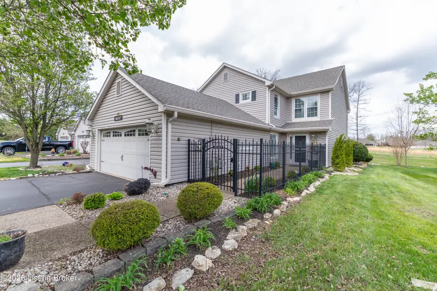 10107 Colonel Hancock Dr, Louisville, KY 40291 - #2